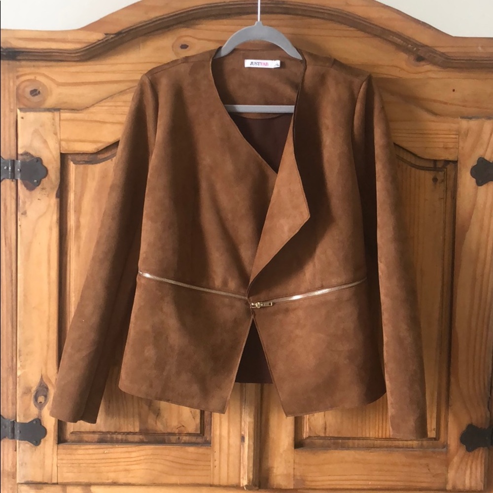 Fallish Blazer in Brown Faux Suede 🍁🍂🍁